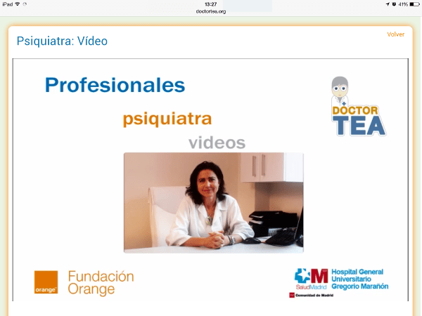 Vídeo de la profesional de psiquiatría en imágenes reales.